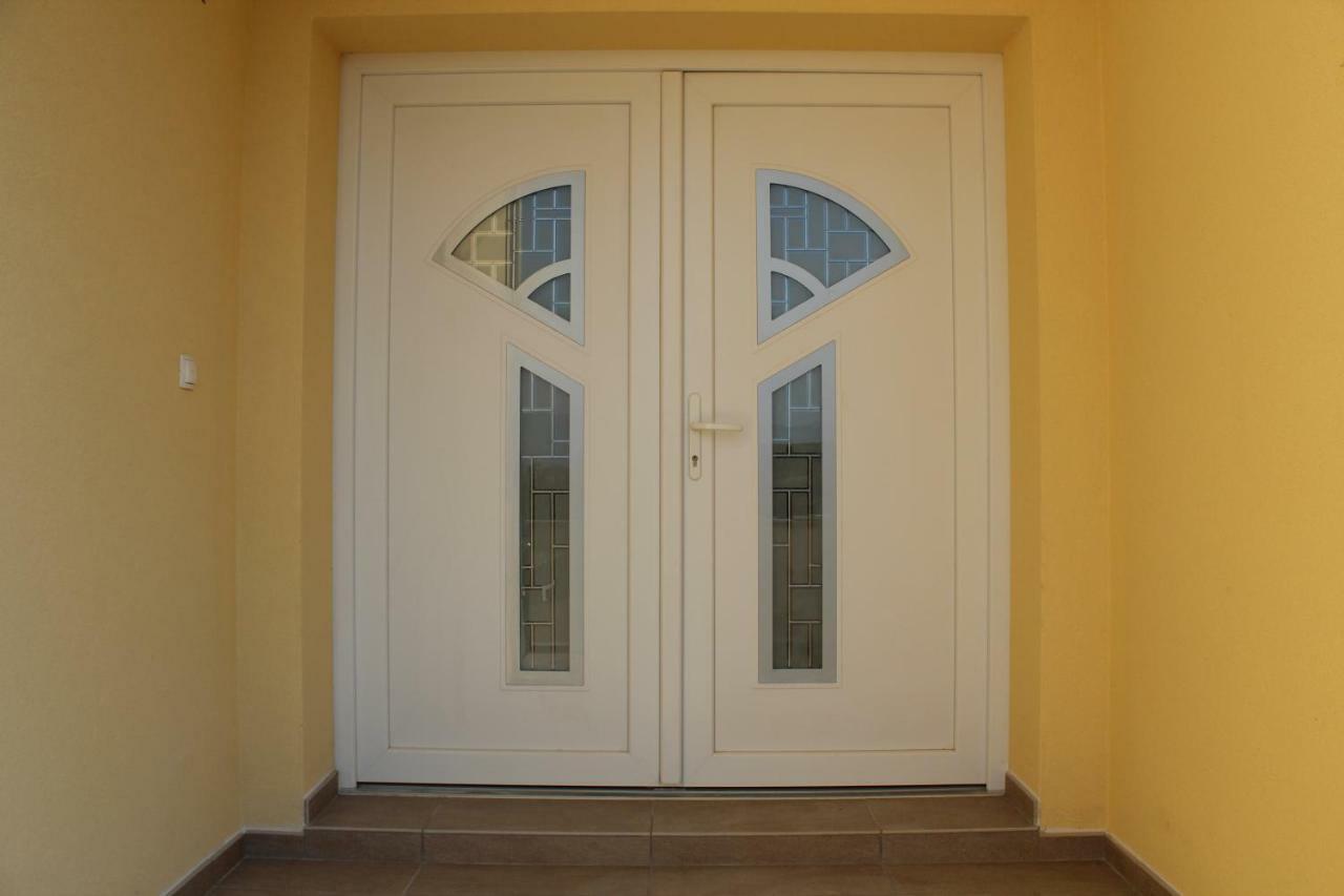 Apartmani Marin Врбник Экстерьер фото