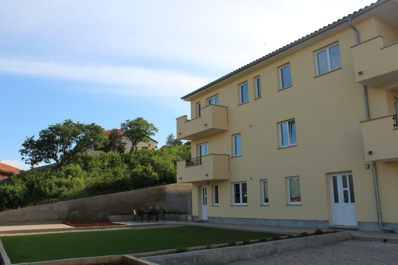 Apartmani Marin Врбник Экстерьер фото